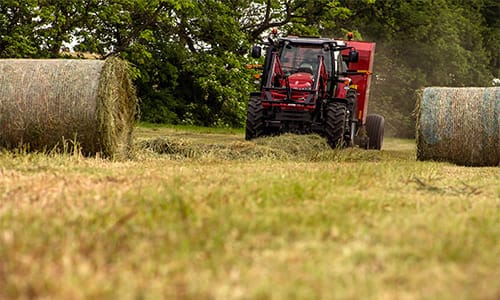 6700S Series Mid-Range Tractors