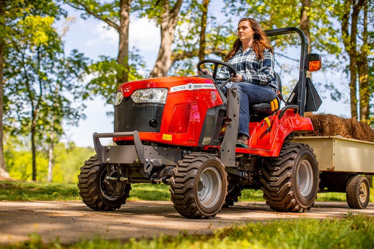 GC1700 Series Sub-Compact Tractors